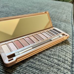 NEW! Urban Decay Naked3 palette